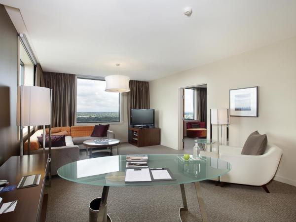 Pullman Sydney Olympic Park : photo 5 de la chambre executive king suite with spa bath - lounge access