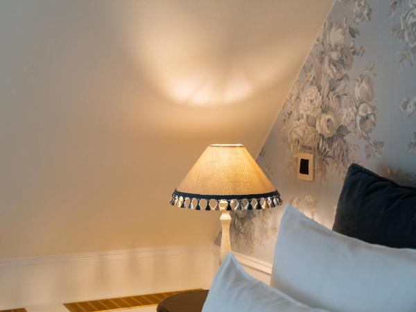 De Tuilerieën - Small Luxury Hotels of the World : photo 3 de la chambre chambre charme
