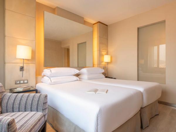 Hesperia Barcelona Presidente : photo 3 de la chambre chambre double ou lits jumeaux standard