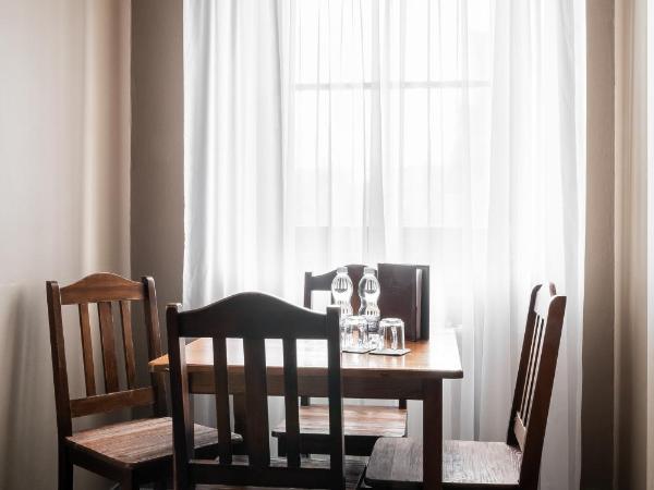 Rezydencja Sienkiewiczówka : photo 3 de la chambre chambre lits jumeaux premium