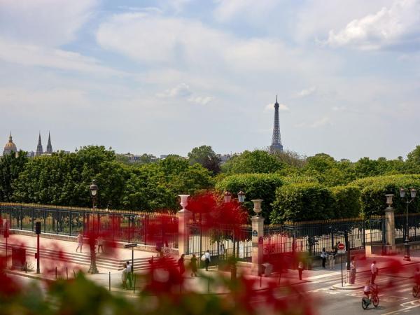 Hôtel Regina Louvre : photo 4 de la chambre suite tour eiffel