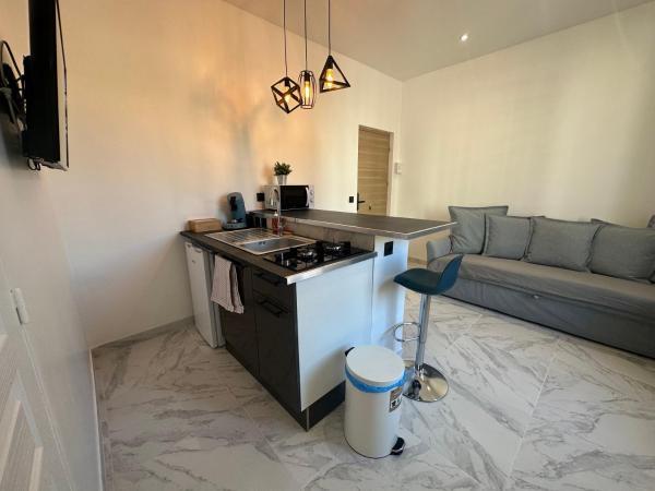 La maison de Giulia Menton : photo 10 de la chambre appartement - vue sur jardin