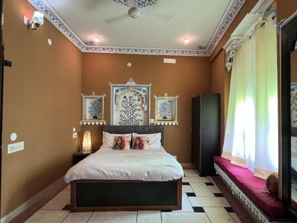 Hotstel Udaipur : photo 8 de la chambre chambre lit queen-size deluxe
