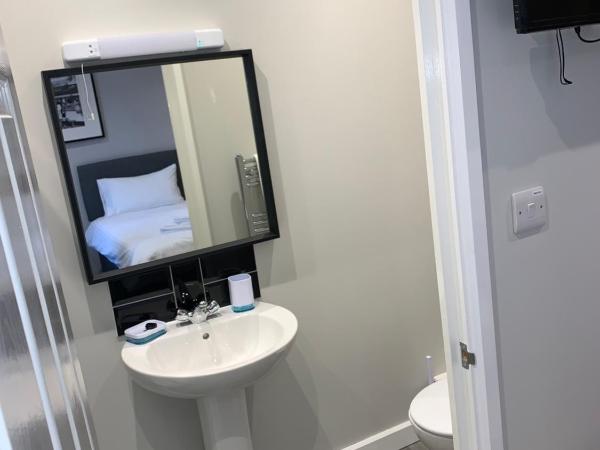 The Fountain Inn, Digbeth : photo 6 de la chambre chambre lits jumeaux Économique