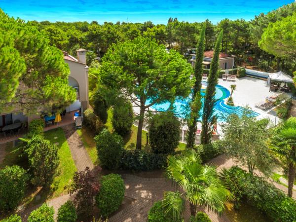 Villaggio Mare Blu : photo 2 de la chambre appartement avec balcon