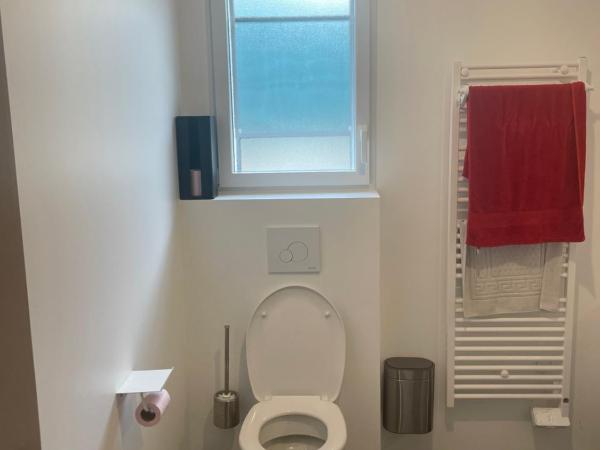 Chez Olivier et Damien : photo 8 de la chambre chambre double standard avec salle de bains commune