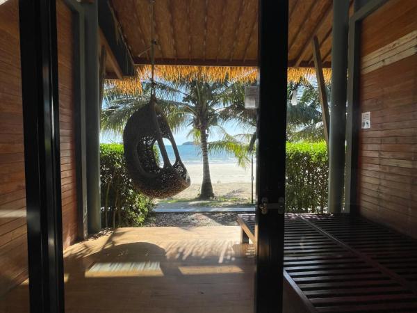 Kai Bae Beach Resort Koh Chang : photo 7 de la chambre chambre beach