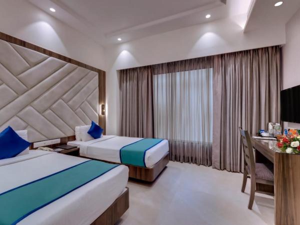 Hotel Suba Star Ahmedabad : photo 5 de la chambre deluxe room - 10% off on laundry, 10% off on f&b, complimentary drivers accommodation