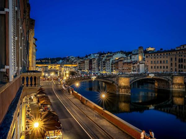 Rivalta Hotel - Alfieri Collezione : photo 10 de la chambre chambre double deluxe avec vue