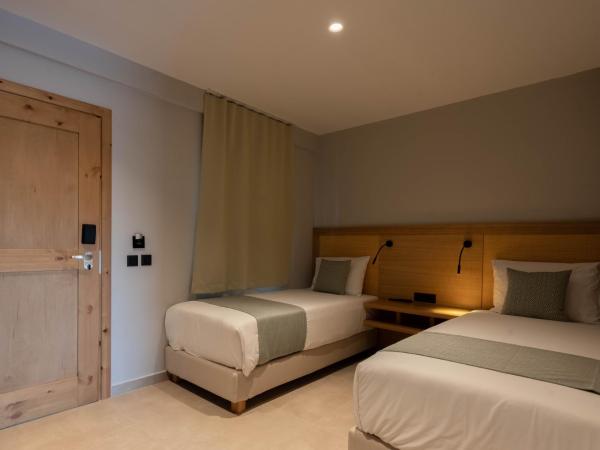 Stella Palace Aqua Park Resort : photo 7 de la chambre suite familiale avec accès direct à la piscine commune