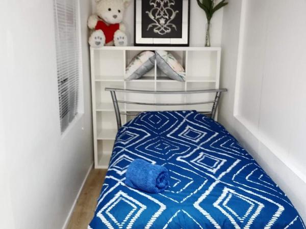 72 on NEWNHAM : photo 1 de la chambre chambre simple