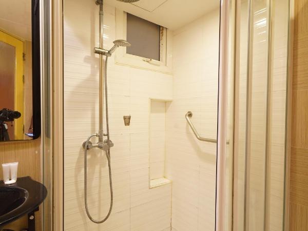 UPAR Hotels Sukhumvit 11 Nana : photo 6 de la chambre chambre lit king-size supérieure