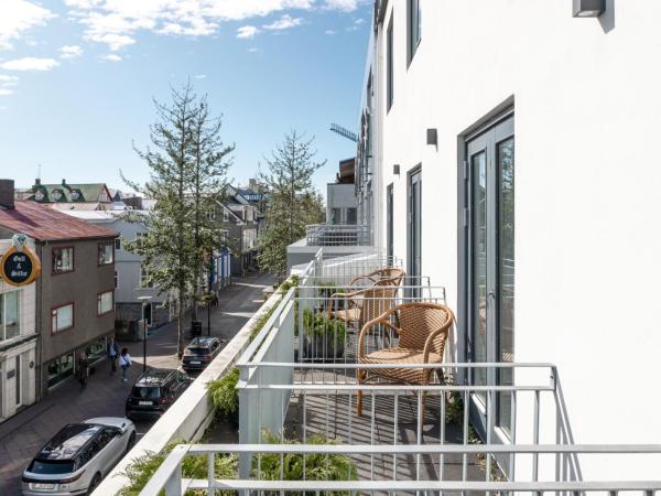 Hotel Von : photo 6 de la chambre chambre double deluxe avec balcon