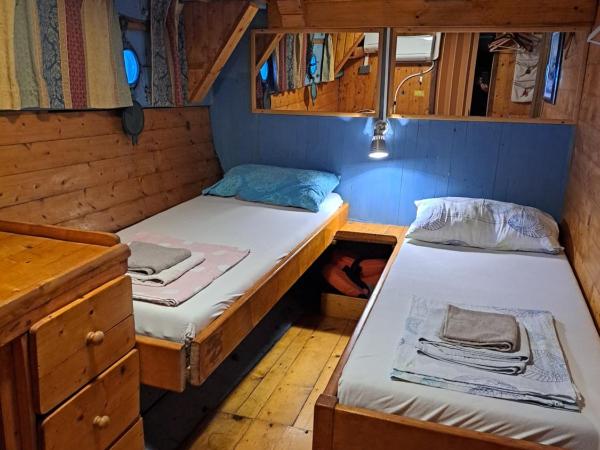 Boat & breakfast : photo 1 de la chambre chambre lits jumeaux avec salle de bains privative