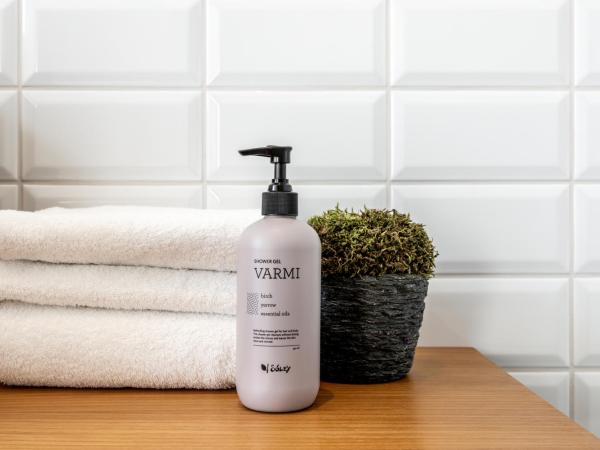 Hotel Von : photo 1 de la chambre chambre double - vue sur la ville