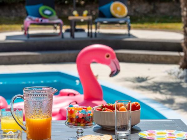 Oasis Les Jardins des Sables d'Olonne : photo 8 de la chambre villa 3 chambres avec piscine privée