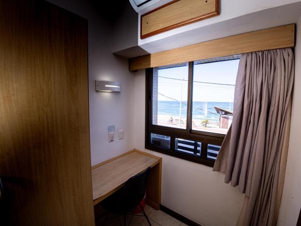 Hotel Verdemar : photo 4 de la chambre chambre supérieure - vue sur mer