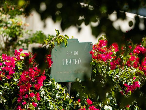 Seaside Elegance and Tranquility: Your Luxurious Porto Getaway : photo 7 de la chambre chambre double deluxe avec balcon