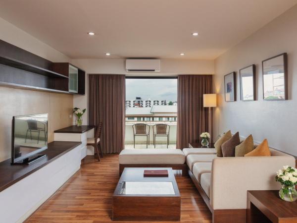 The Grand Napat : photo 3 de la chambre suite 2 chambres