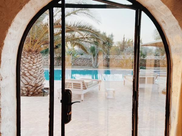 Maison Belhazar : photo 3 de la chambre chambre lit queen-size - vue sur piscine