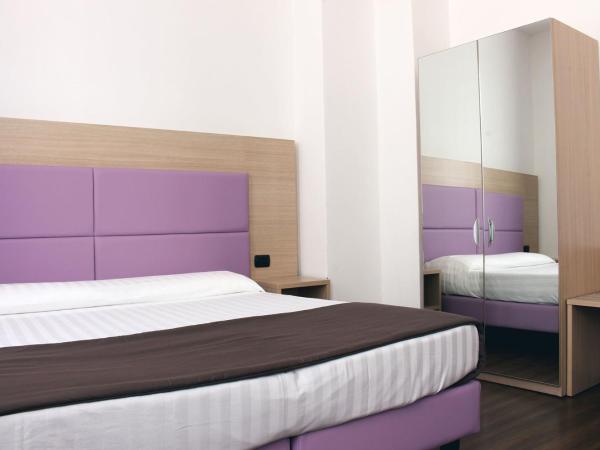 Hotel Esperanza : photo 1 de la chambre chambre triple