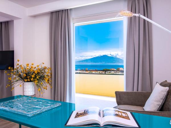 Hilton Sorrento Palace : photo 5 de la chambre suite junior - vue sur mer