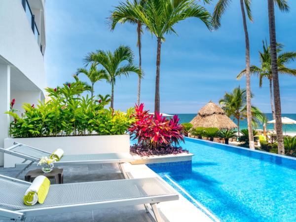 Hyatt Ziva Puerto Vallarta : photo 4 de la chambre club king suite with ocean view - swim up