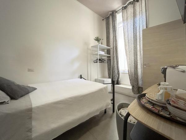 Affittacamere Everest : photo 10 de la chambre chambre simple avec salle de bains 