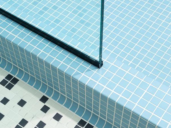 YOWIE Hotel : photo 6 de la chambre suite lit queen-size