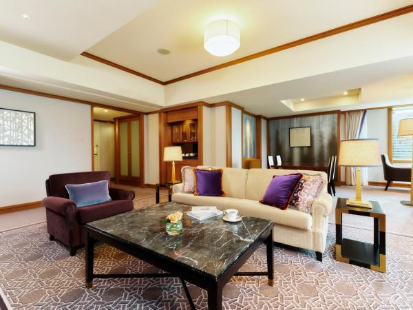 Imperial Hotel Tokyo : photo 8 de la chambre suite d'angle lits jumeaux avec vue sur le parc