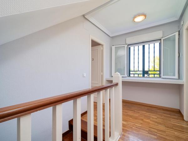 Casa Cafe Madrid (El plantio) Calle segundo anca 11 madrid 28023 : photo 9 de la chambre suite familiale deluxe