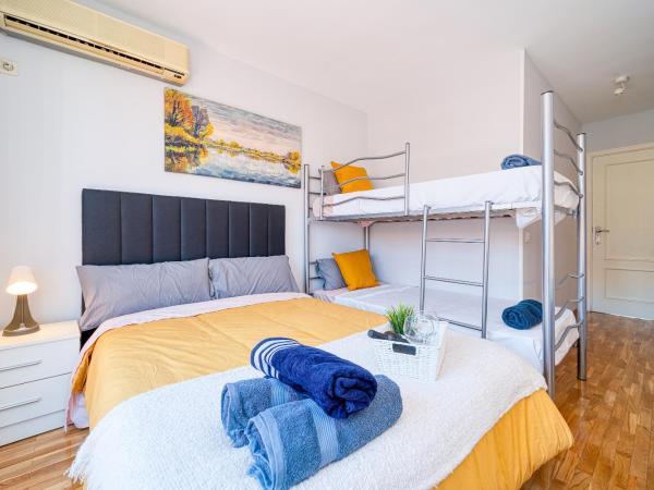 Casa Cafe Madrid (El plantio) Calle segundo anca 11 madrid 28023 : photo 2 de la chambre chambre double