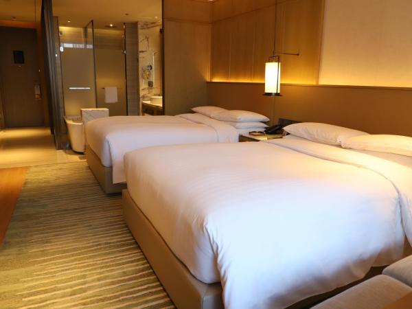 Wuxi Marriott Hotel Lihu Lake : photo 1 de la chambre grande chambre deluxe lits jumeaux