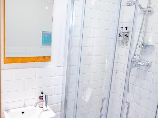 The Nest Boutique Hostel : photo 8 de la chambre chambre double