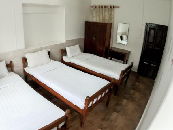 Happy Days Inn : photo 2 de la chambre chambre triple