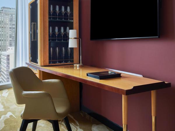 Viceroy Chicago : photo 3 de la chambre chambre deluxe avec 2 lits queen-size - vue sur lac