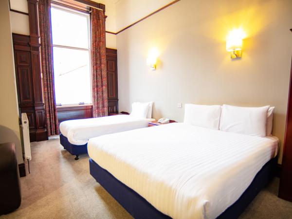 The Station Hotel : photo 1 de la chambre chambre familiale