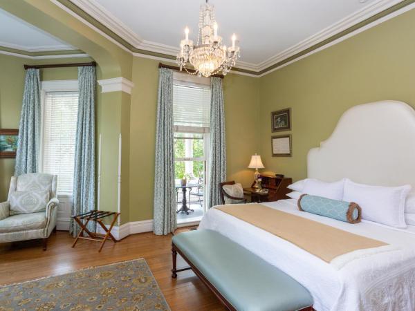 Kehoe House, Historic Inns of Savannah Collection : photo 10 de la chambre grand hébergement supérieur lit king-size avec balcon - johnny mercer