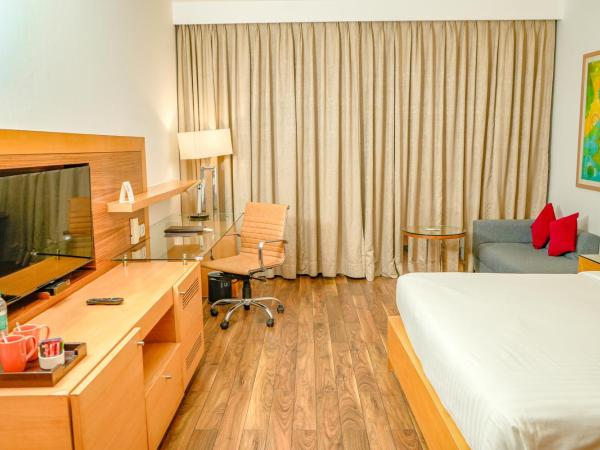 Courtyard by Marriott Gurugram Downtown : photo 3 de la chambre chambre lit king-size deluxe