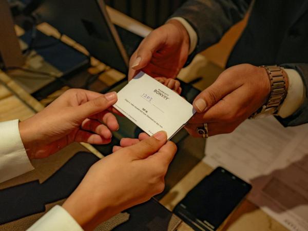 Courtyard by Marriott Gurugram Downtown : photo 7 de la chambre club twin room – breakfast, club lounge access, one way airport transfers, 15% discount on food and beverages, wi-fi