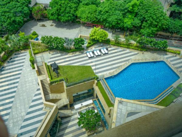 Courtyard by Marriott Gurugram Downtown : photo 2 de la chambre premier twin room – 2 pieces pressing, 15% discount on food and beverages, early check-in, wi-fi