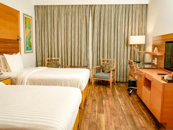 Courtyard by Marriott Gurugram Downtown : photo 6 de la chambre chambre lits jumeaux deluxe