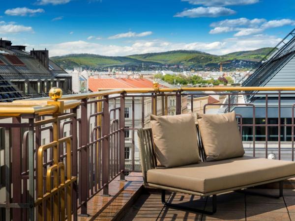 Hilton Vienna Plaza : photo 1 de la chambre suite d’angle penthouse lit king-size