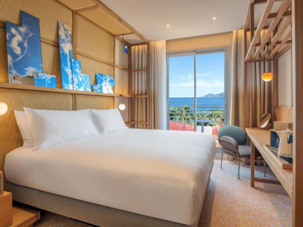 Canopy by Hilton Cannes : photo 6 de la chambre chambre lits jumeaux deluxe - vue sur mer