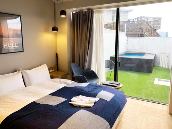 Osaka Hokko Marina HULL : photo 2 de la chambre chambre double - vue sur jardin