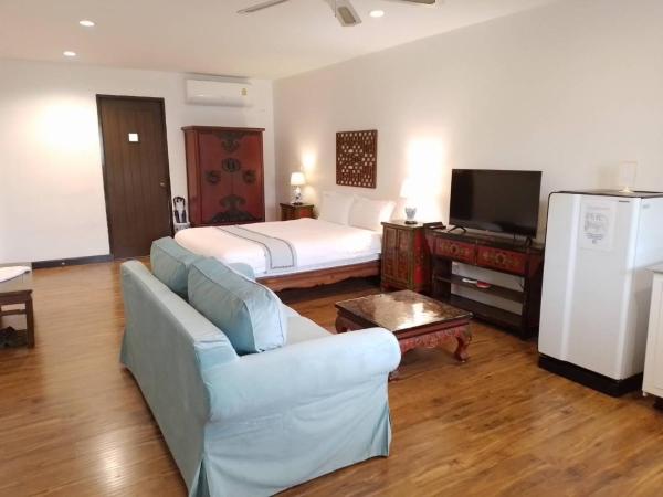 BTC Boutique Resort Private Pool Villas Hua Hin บ้านทะเลจีน บูติค รีสอร์ท หัวหิน : photo 3 de la chambre studio avec balcon