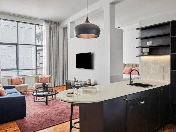 Adina Apartment Hotel Melbourne Flinders Street : photo 1 de la chambre malthouse loft