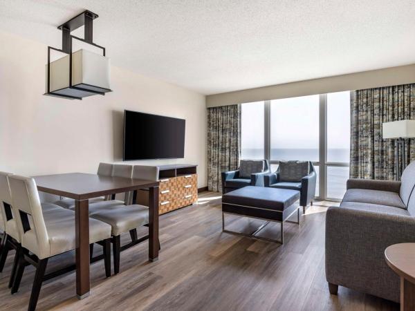 Hilton Vacation Club Oceanaire Virginia Beach : photo 4 de la chambre suite 1 chambre lit queen-size - côté océan 