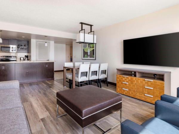 Hilton Vacation Club Oceanaire Virginia Beach : photo 2 de la chambre suite 1 chambre lit queen-size - côté océan 