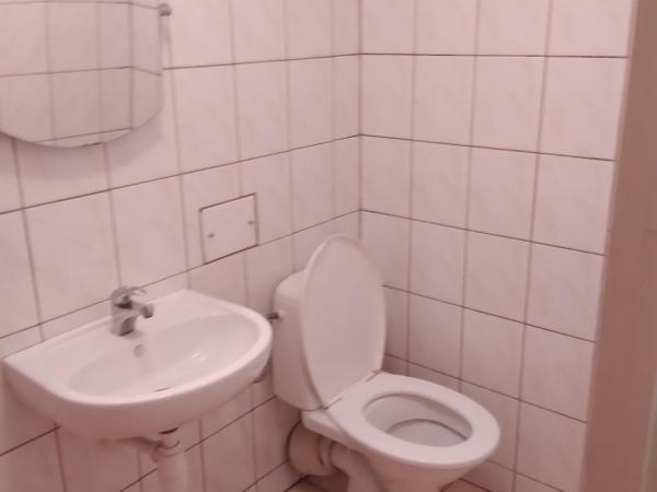 CKS Kraków (Centrum Konferencyjno-Szkoleniowe CS Natura Tour) : photo 10 de la chambre chambre simple avec salle de bains commune